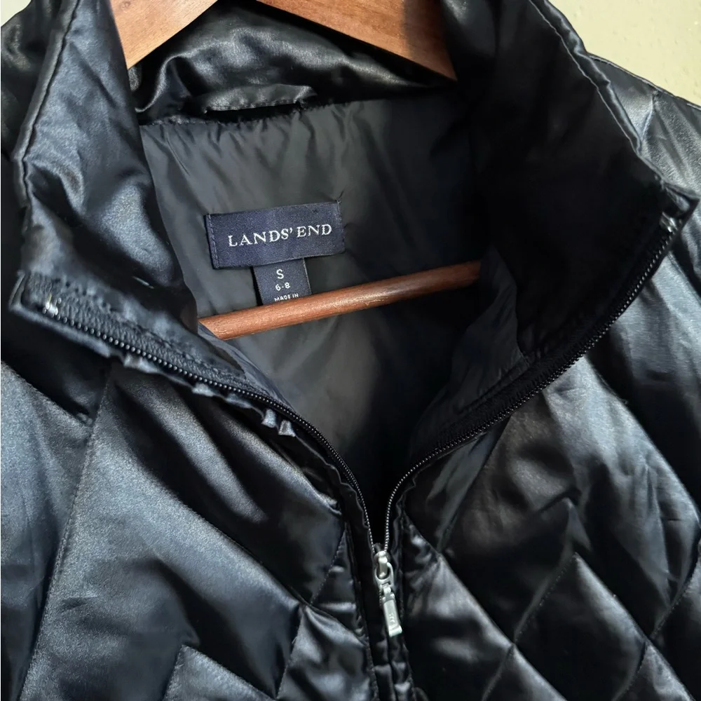Lands’ End Black Quilted Puffer Vest Lightweight Zip Front Small - Picture 2 of 6